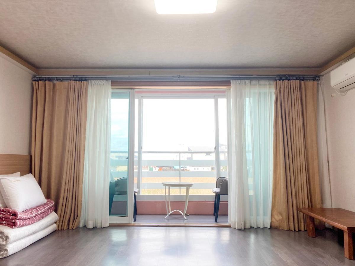 Jeju Ocean Family Hotel Exterior photo