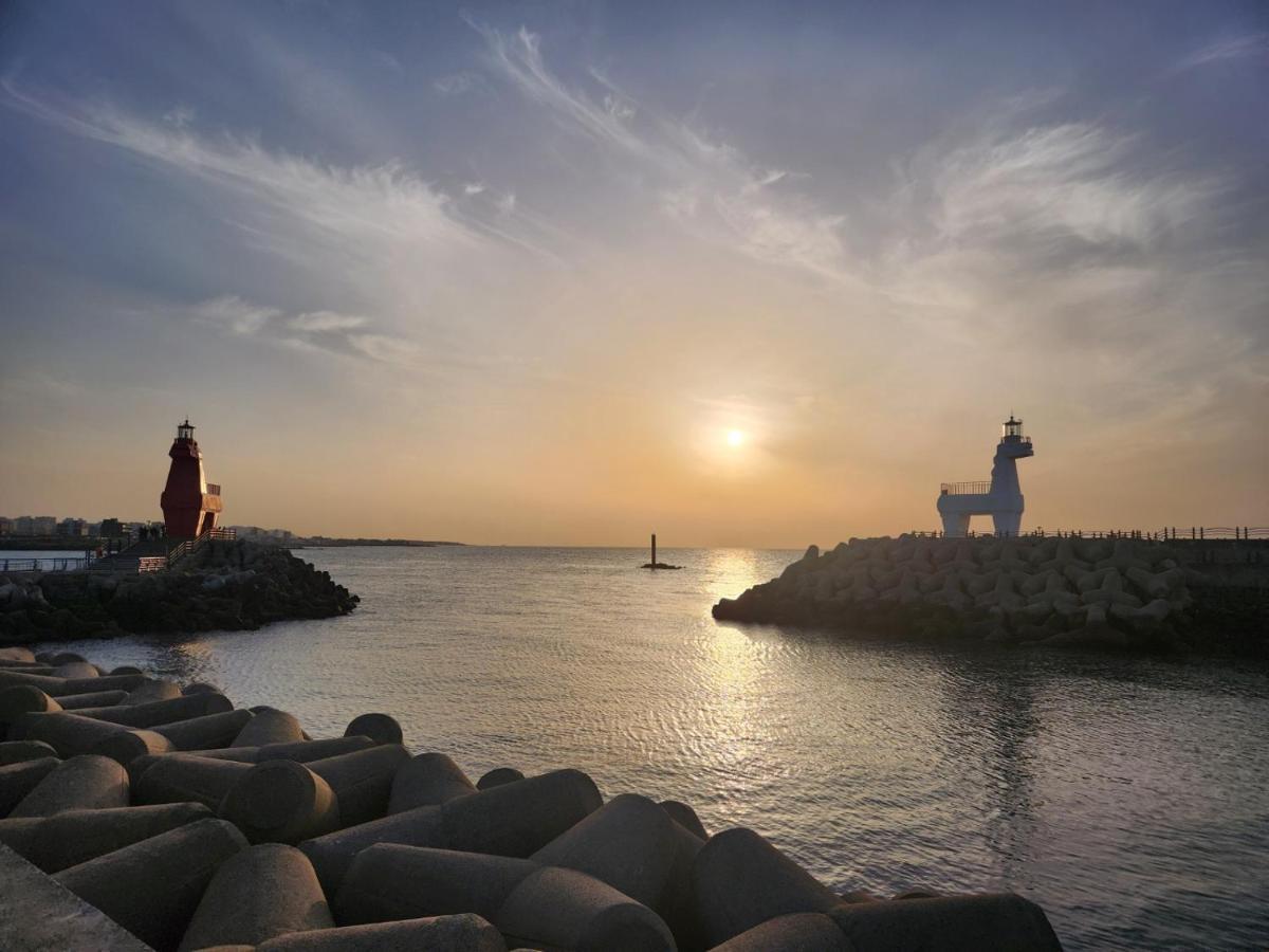 Jeju Ocean Family Hotel Exterior photo