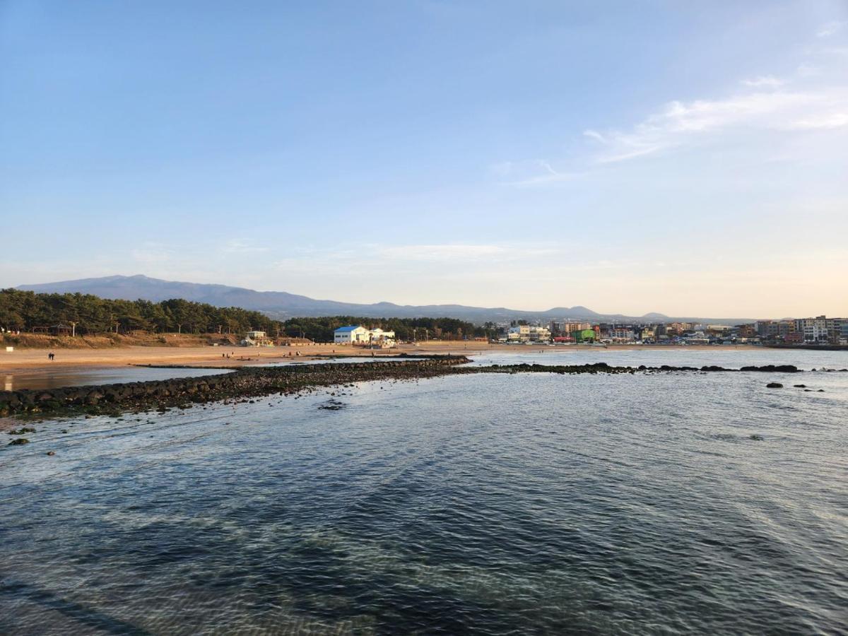 Jeju Ocean Family Hotel Exterior photo